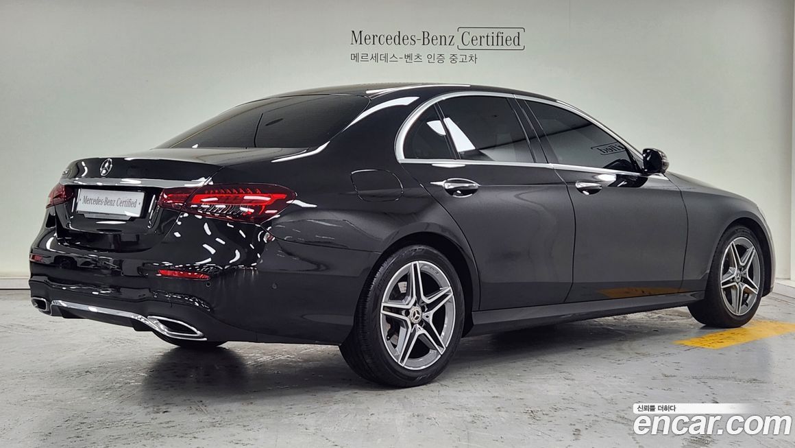 Mercedes-Benz E-Class 2023