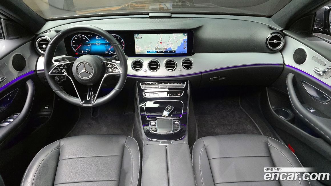 Mercedes-Benz E-Class 2021