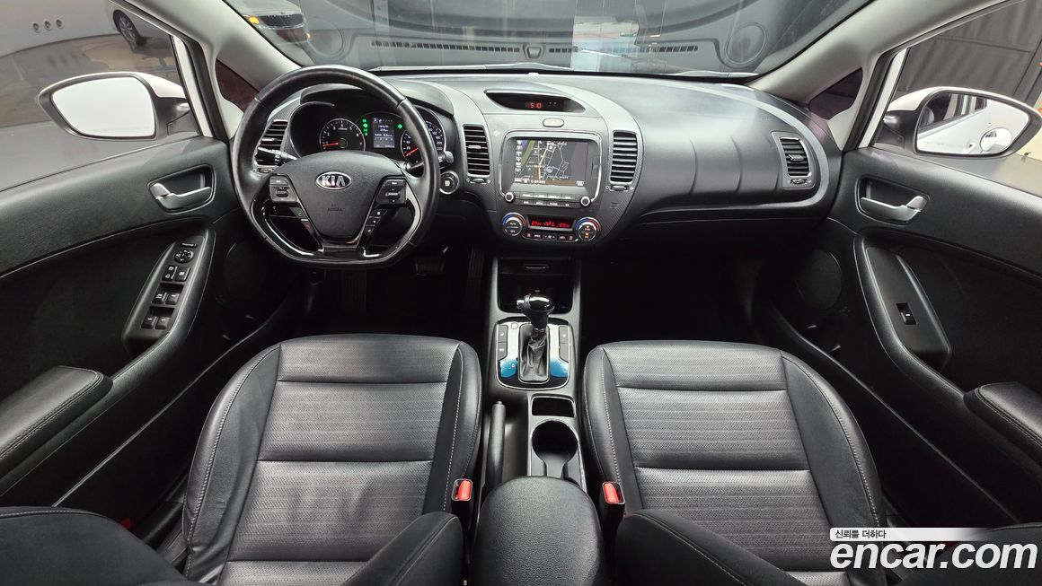 Kia K3 2016