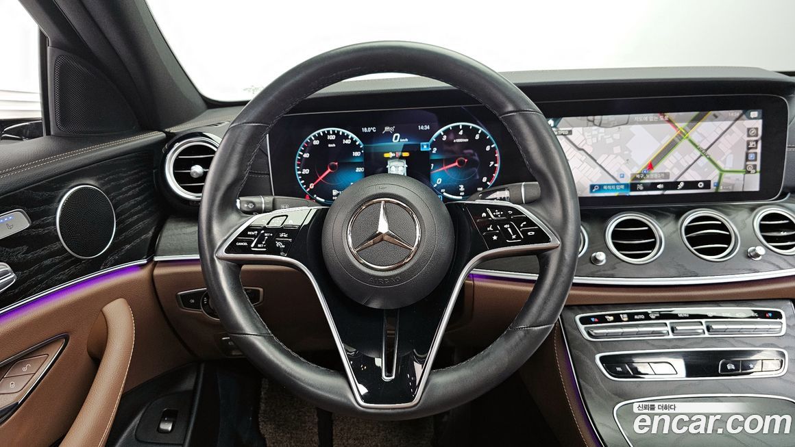 Mercedes-Benz E-Class 2023
