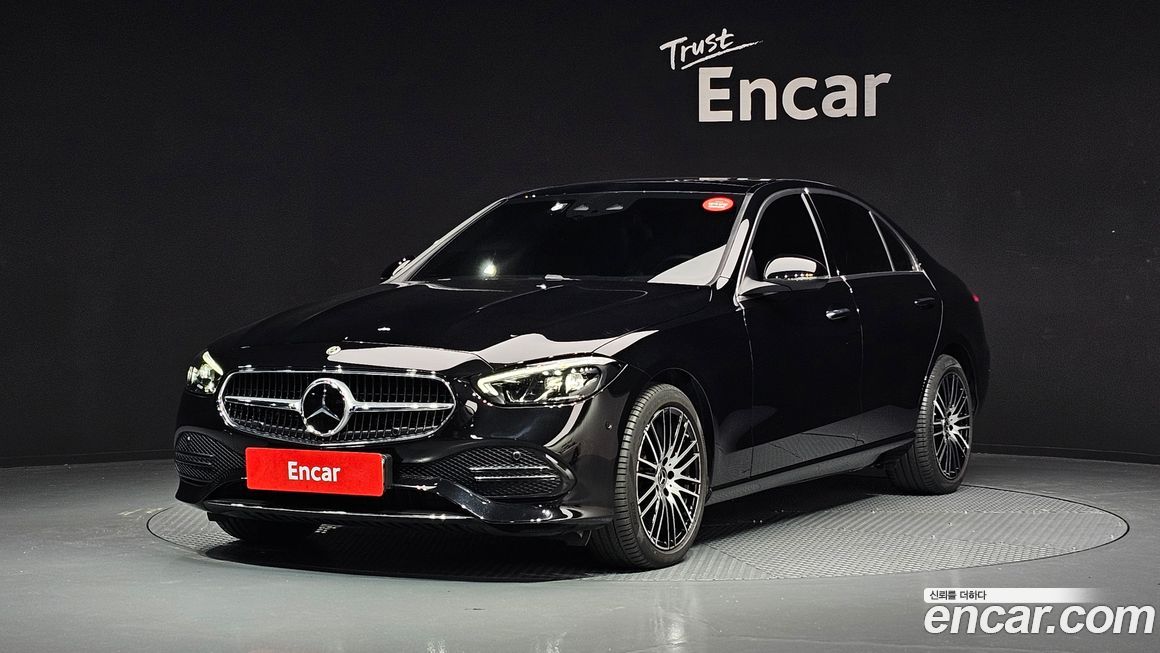 Mercedes-Benz C-Class 2024