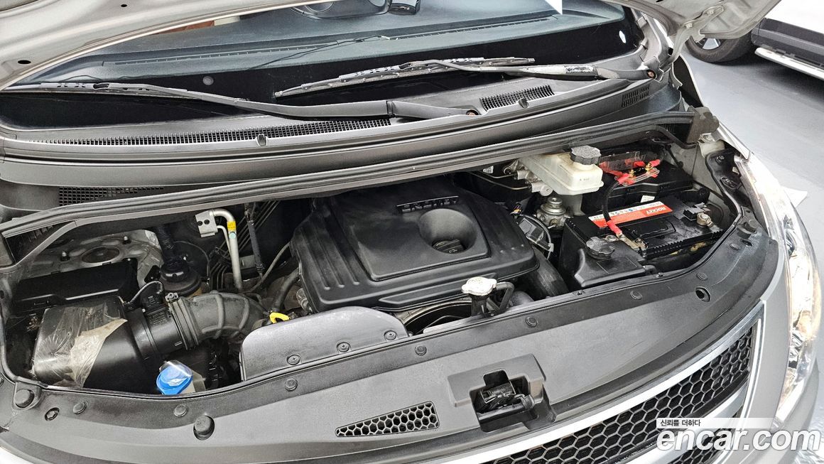 Hyundai Starex 2013
