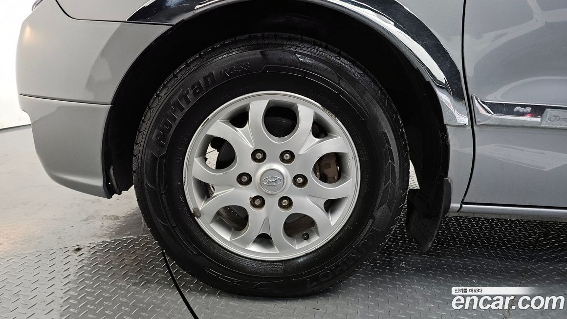 Hyundai Starex 2013
