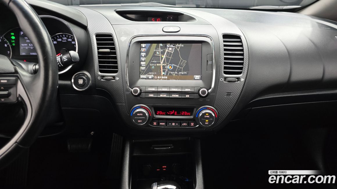 Kia K3 2016