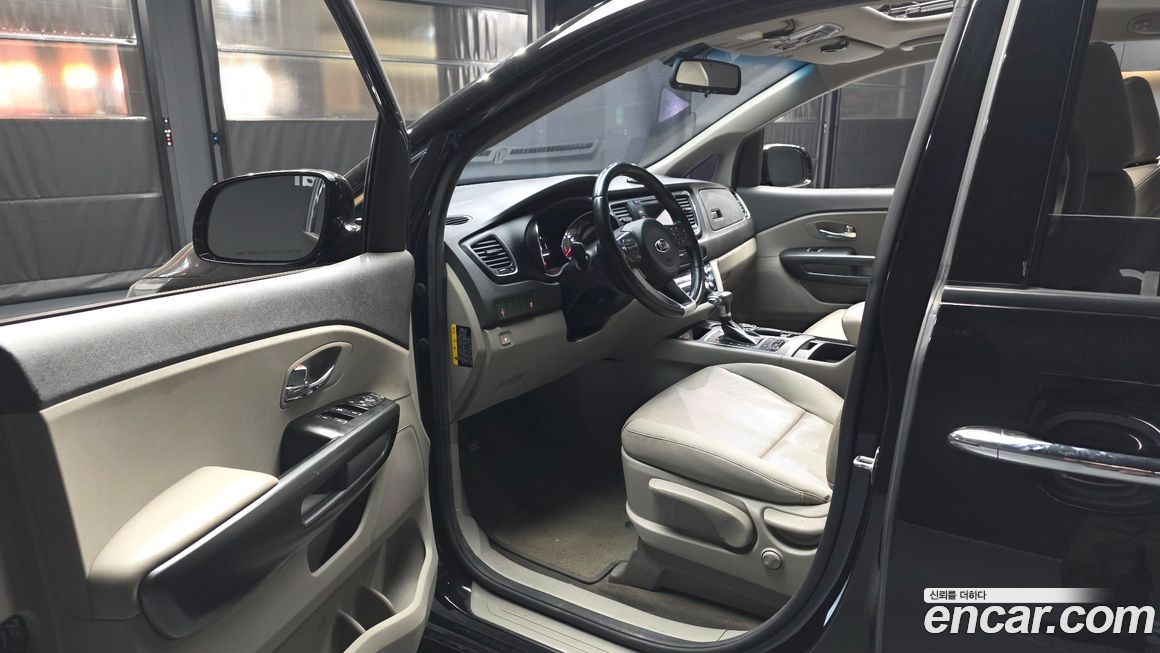 Kia Canival 2017