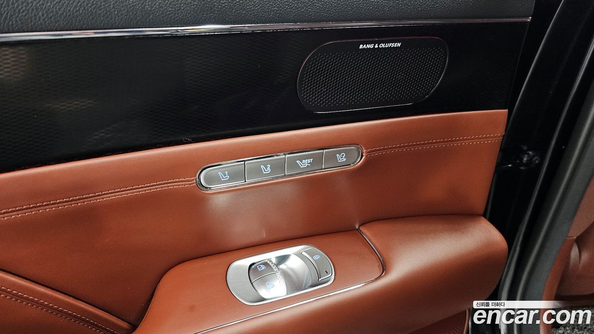 Genesis G90 2022