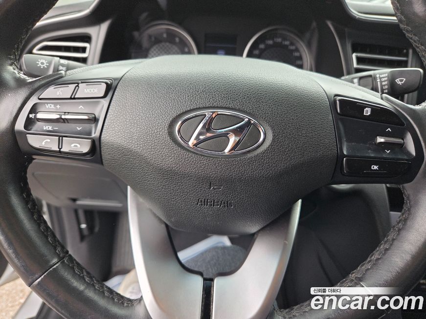 Hyundai AVANTE 2019