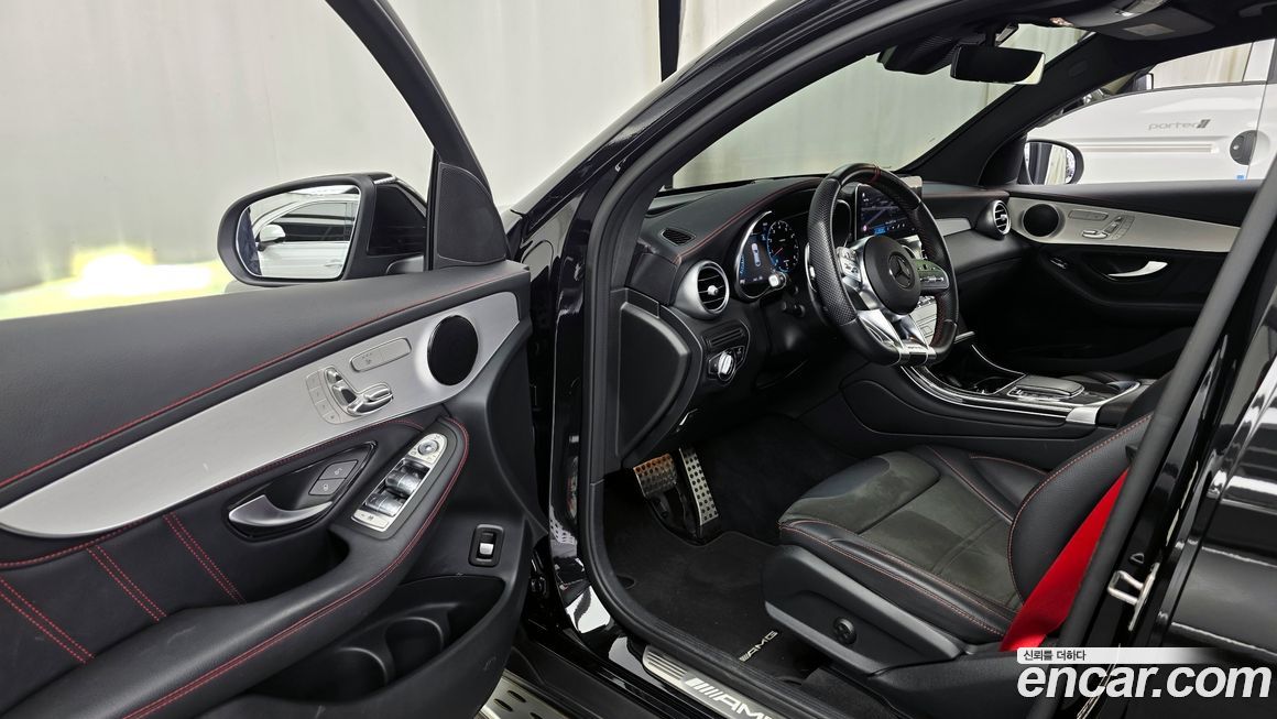 Mercedes-Benz GLC-Class 2022