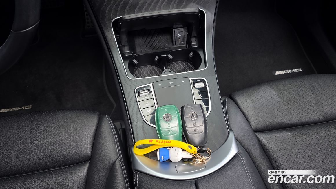 Mercedes-Benz GLC-Class 2023