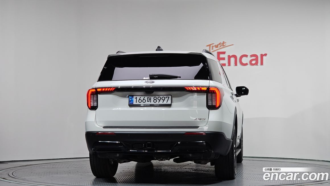 Ford Explorer 2025
