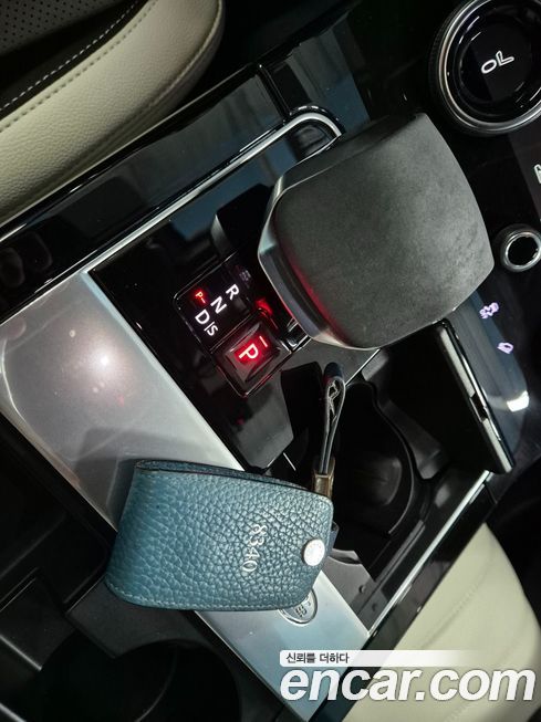 Land Rover Range Rover Velar 2021