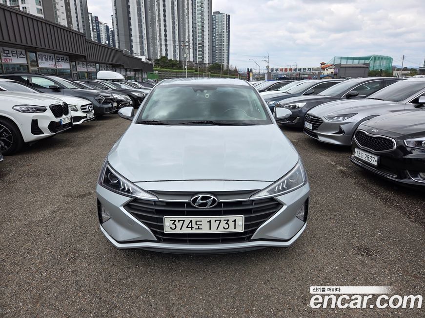 Hyundai AVANTE 2019