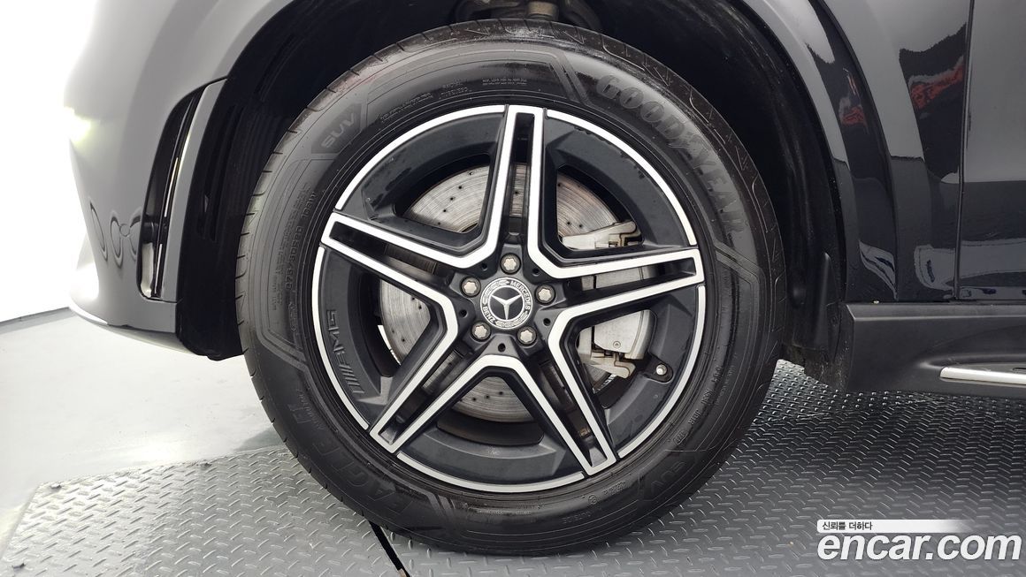 Mercedes-Benz GLE-Class 2020