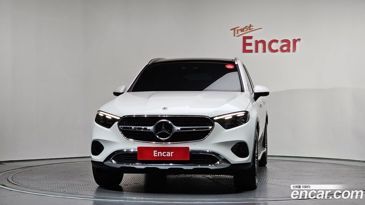 Mercedes-Benz GLC-Class 2024