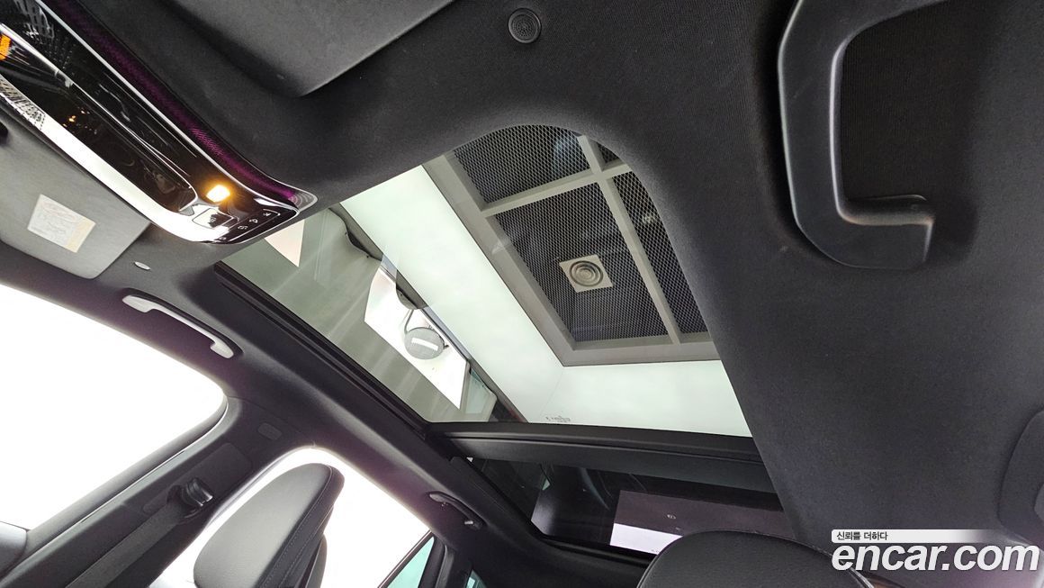 Mercedes-Benz GLC-Class 2024