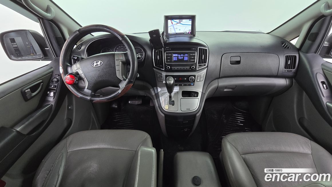 Hyundai Starex 2016