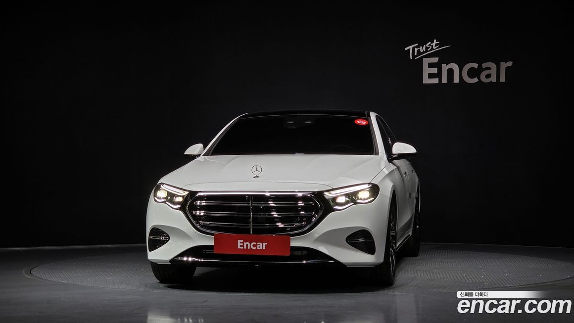 Mercedes-Benz E-Class 2025