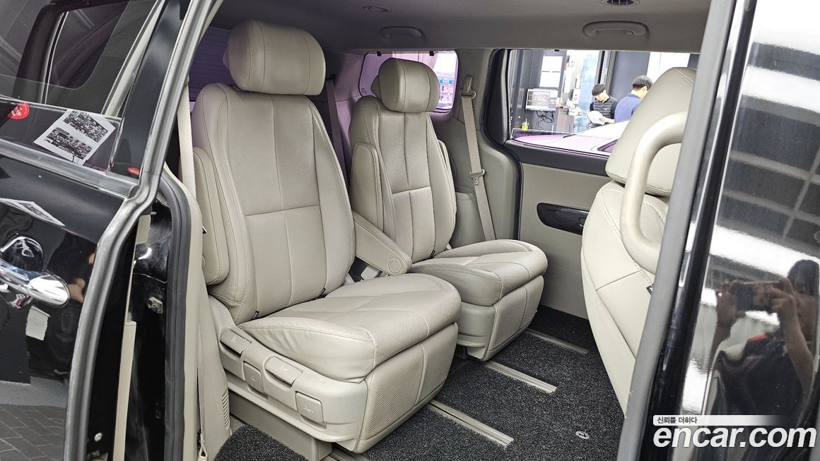 Kia Canival 2016