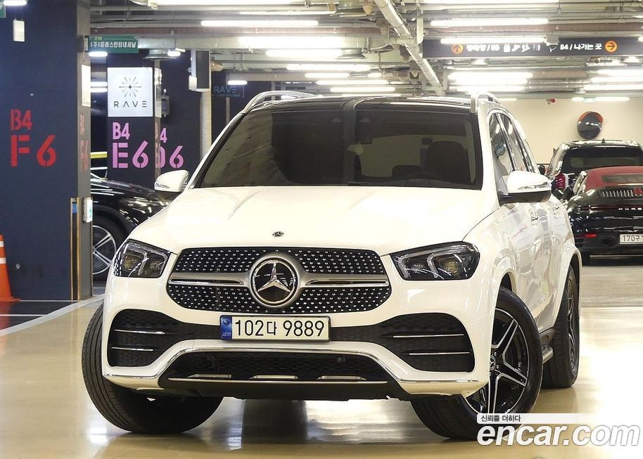Mercedes-Benz GLE-Class 2021