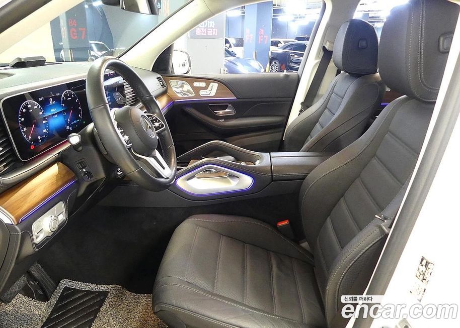 Mercedes-Benz GLE-Class 2021