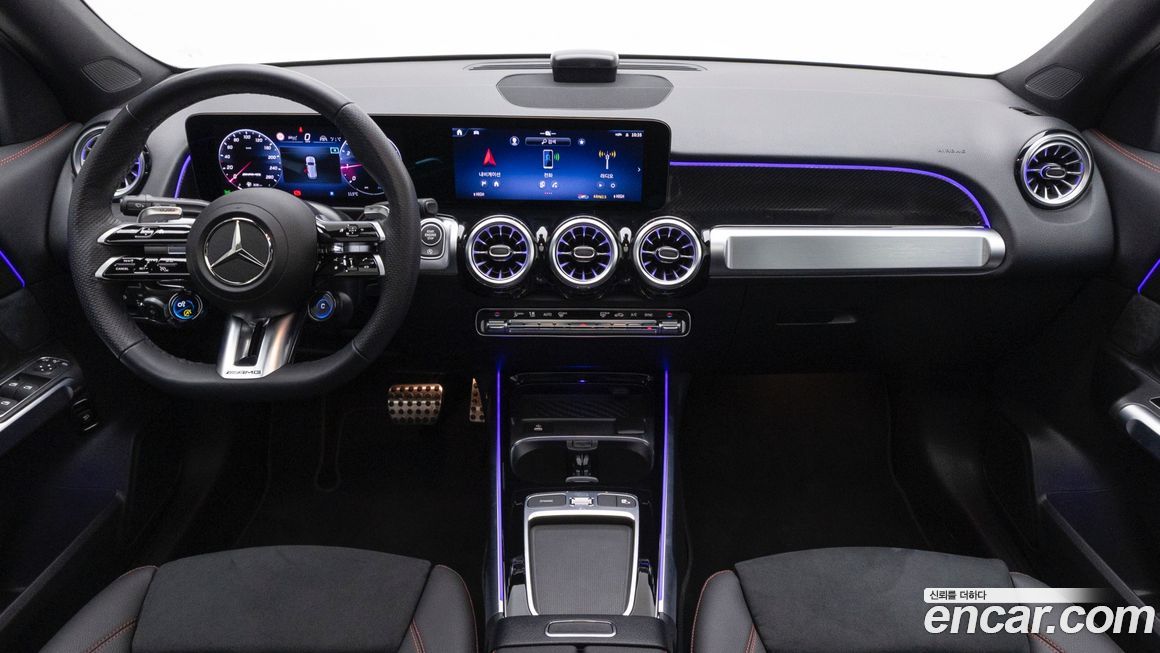 Mercedes-Benz GLB-Class 2025