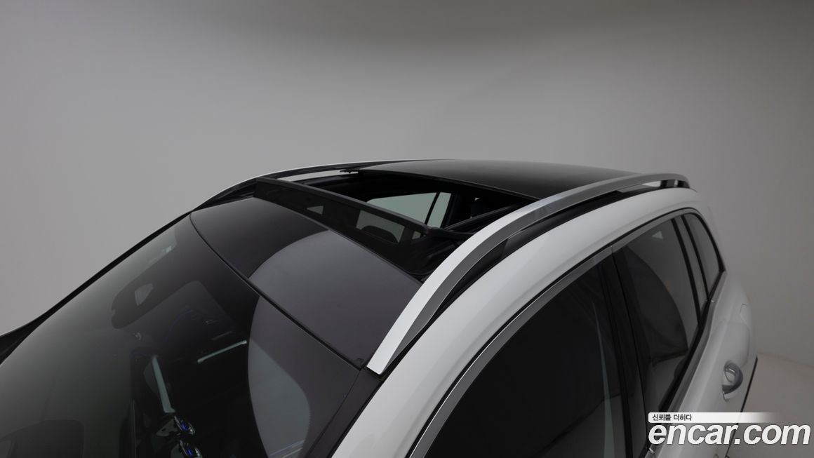 Mercedes-Benz GLB-Class 2025