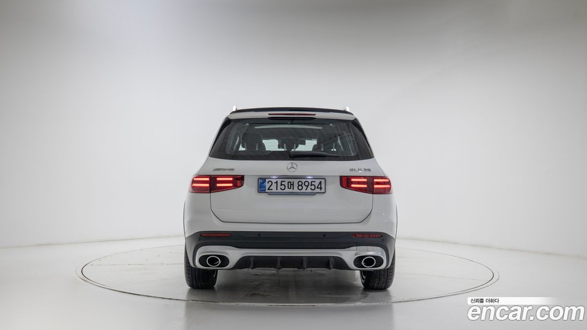 Mercedes-Benz GLB-Class 2025