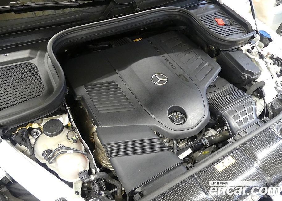 Mercedes-Benz GLE-Class 2021