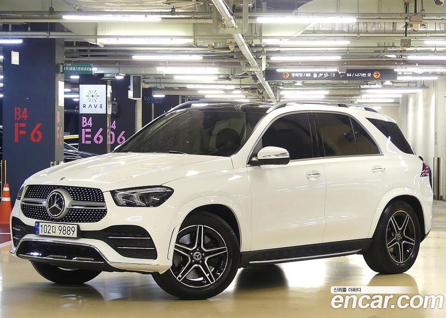 Mercedes-Benz GLE-Class 2021