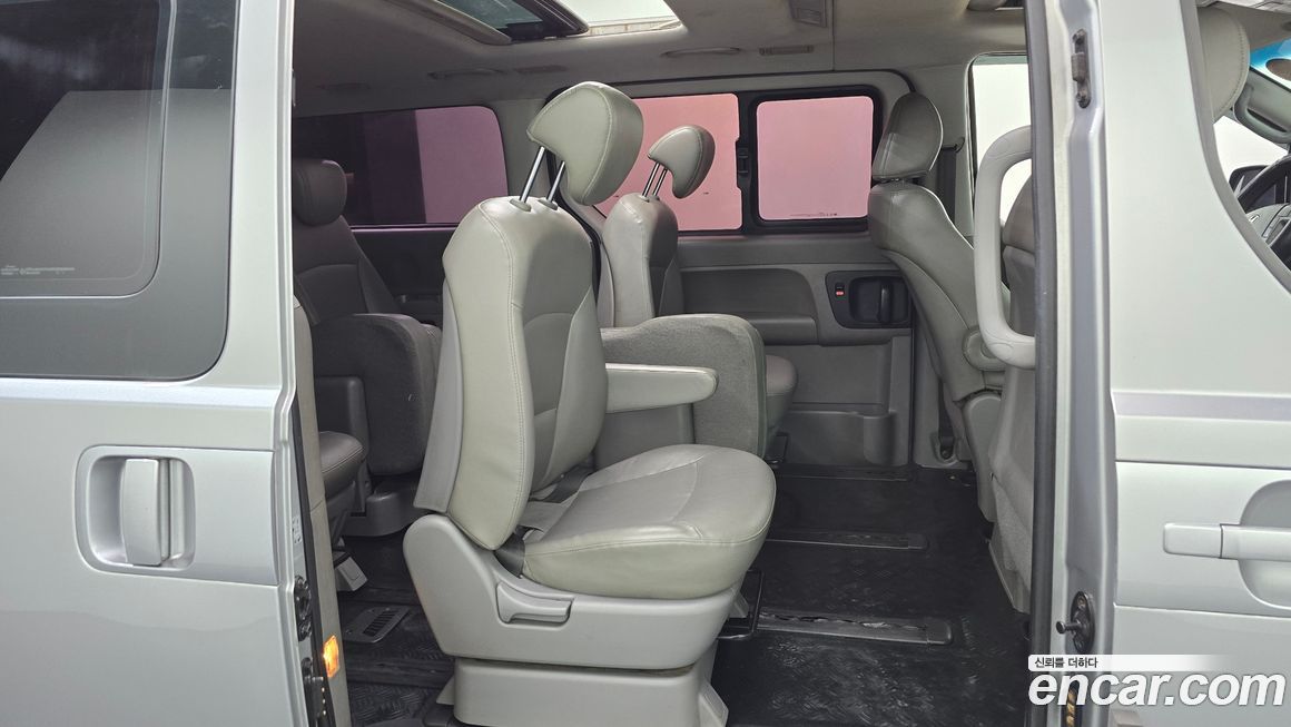 Hyundai Starex 2016