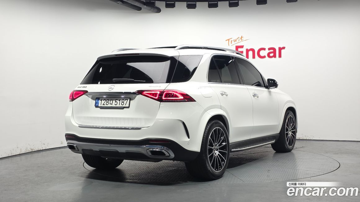 Mercedes-Benz GLE-Class 2023