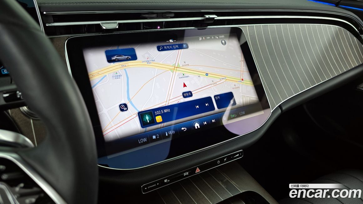 Mercedes-Benz E-Class 2025