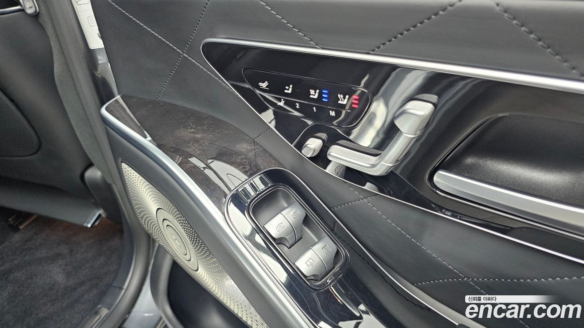 Mercedes-Benz S-Class 2021