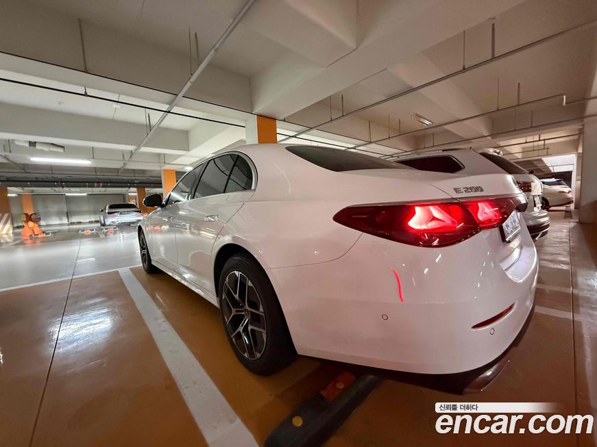 Mercedes-Benz E-Class 2026