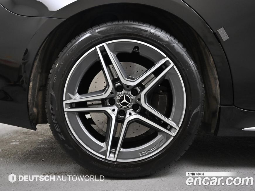 Mercedes-Benz S-Class 2021