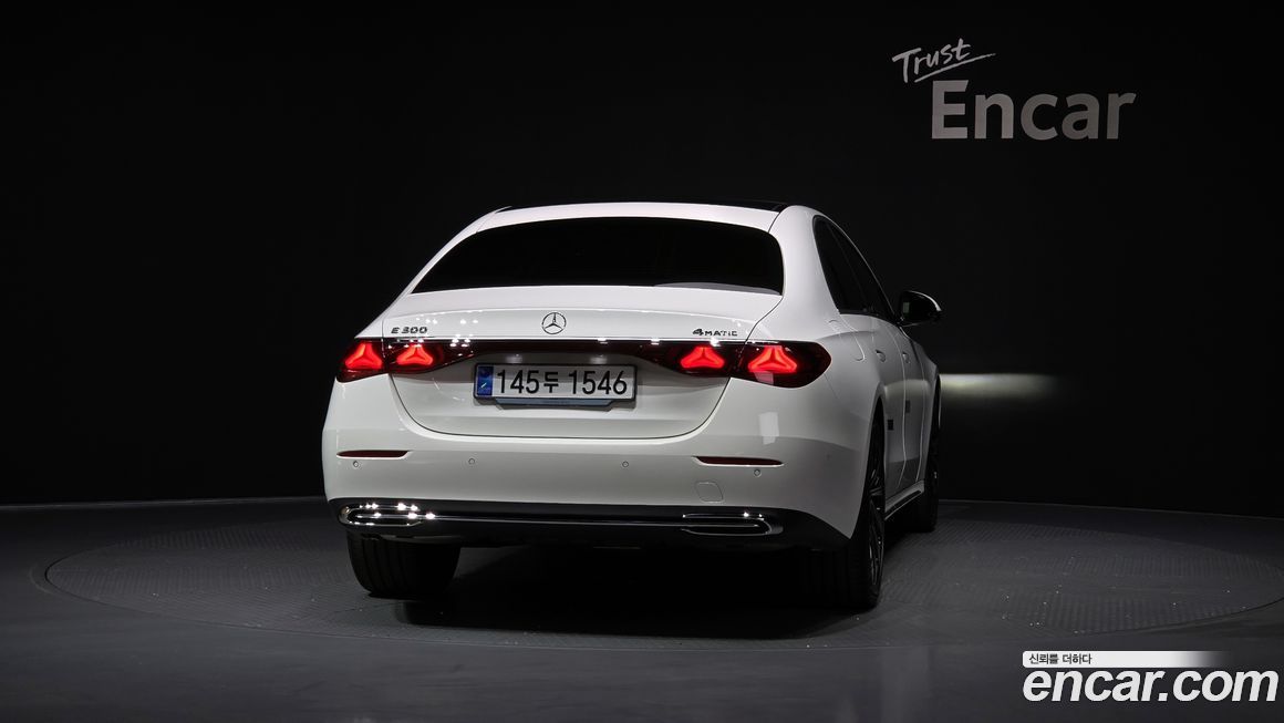 Mercedes-Benz E-Class 2025