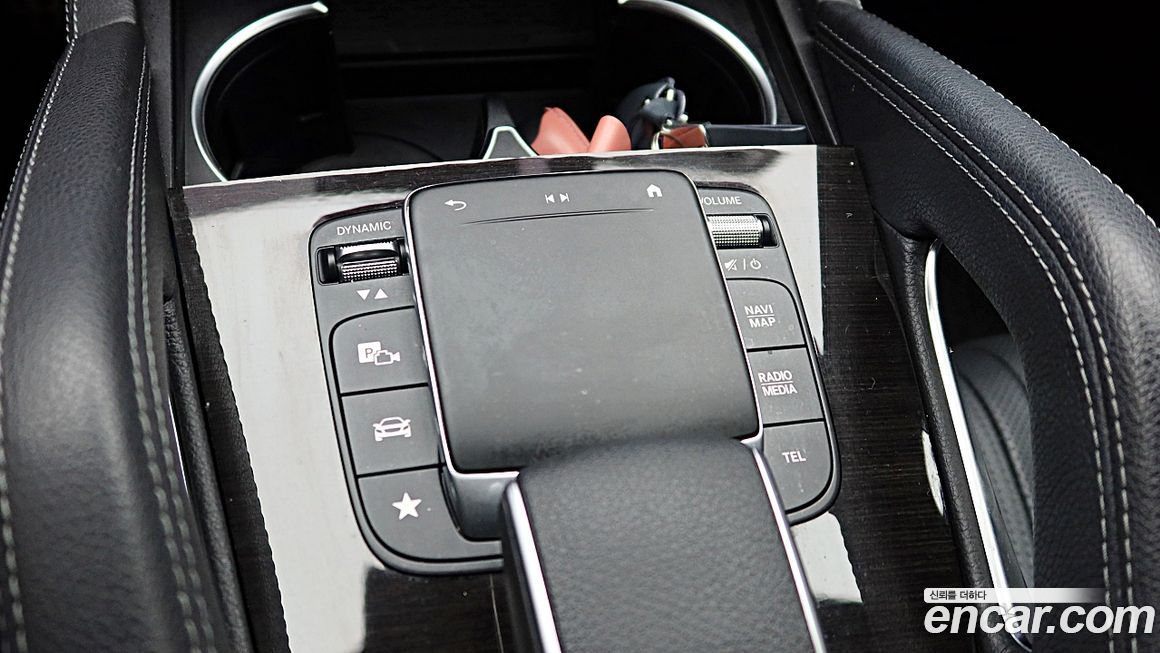 Mercedes-Benz GLE-Class 2021