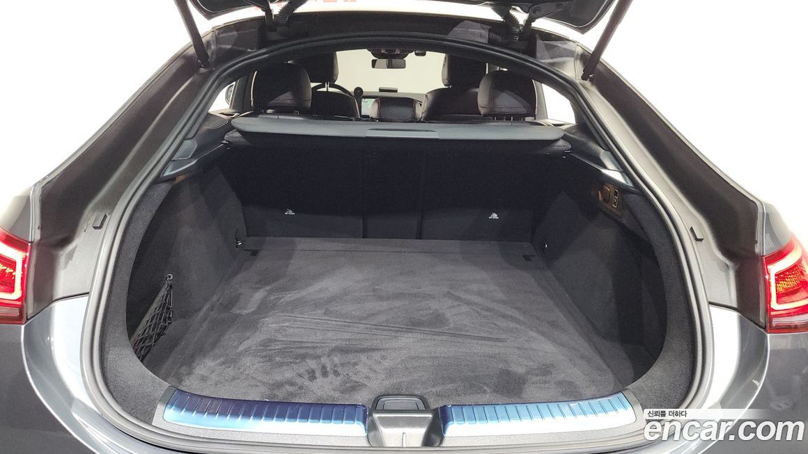 Mercedes-Benz GLE-Class 2021