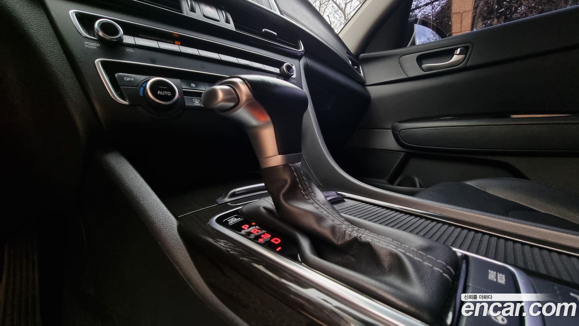 Kia K5 2019