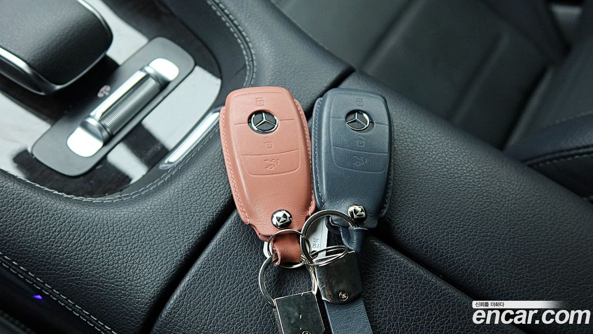 Mercedes-Benz GLE-Class 2021