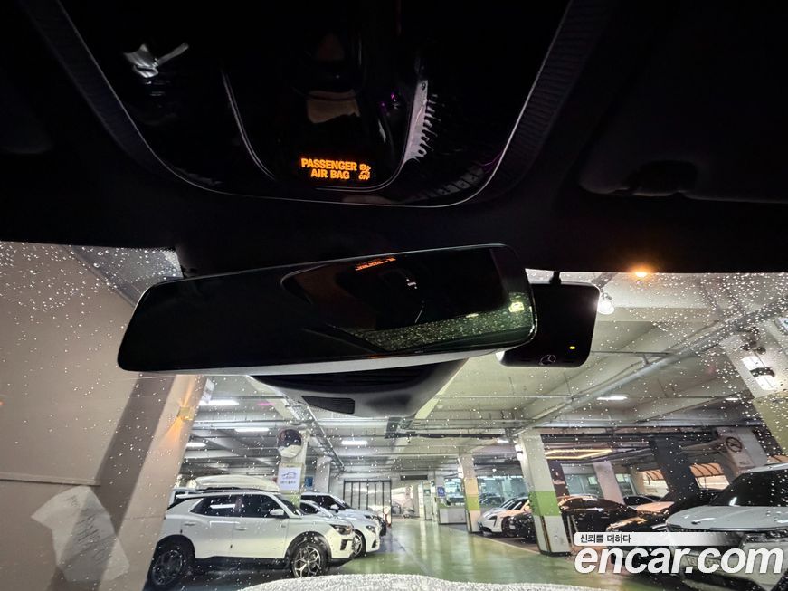 Mercedes-Benz GLC-Class 2025