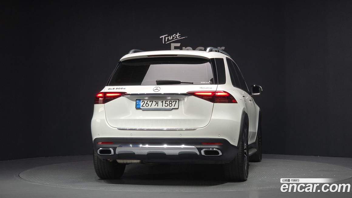 Mercedes-Benz GLE-Class 2024