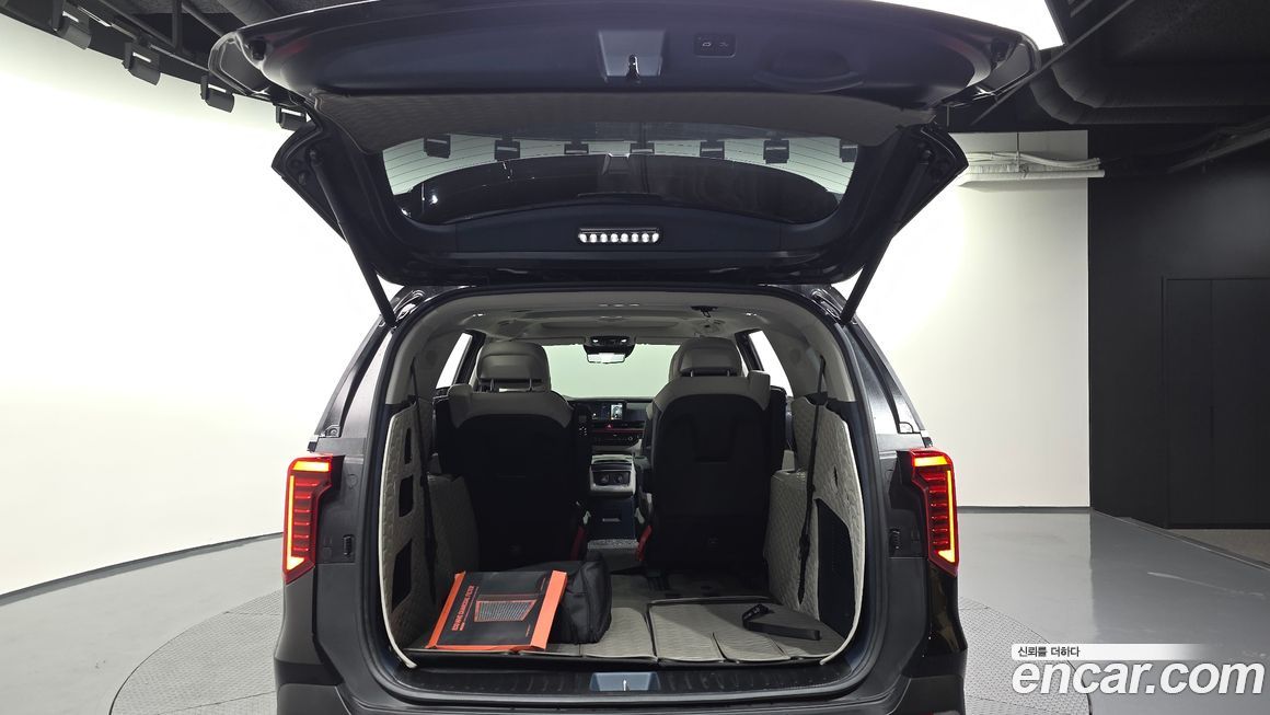 Kia Canival 2024