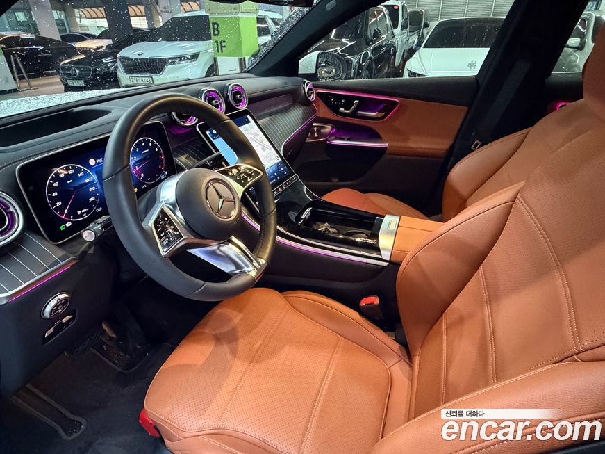 Mercedes-Benz GLC-Class 2025