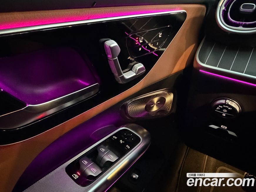 Mercedes-Benz GLC-Class 2025