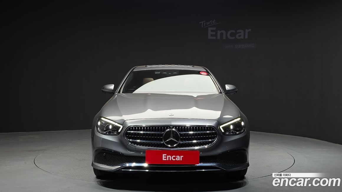 Mercedes-Benz E-Class 2021
