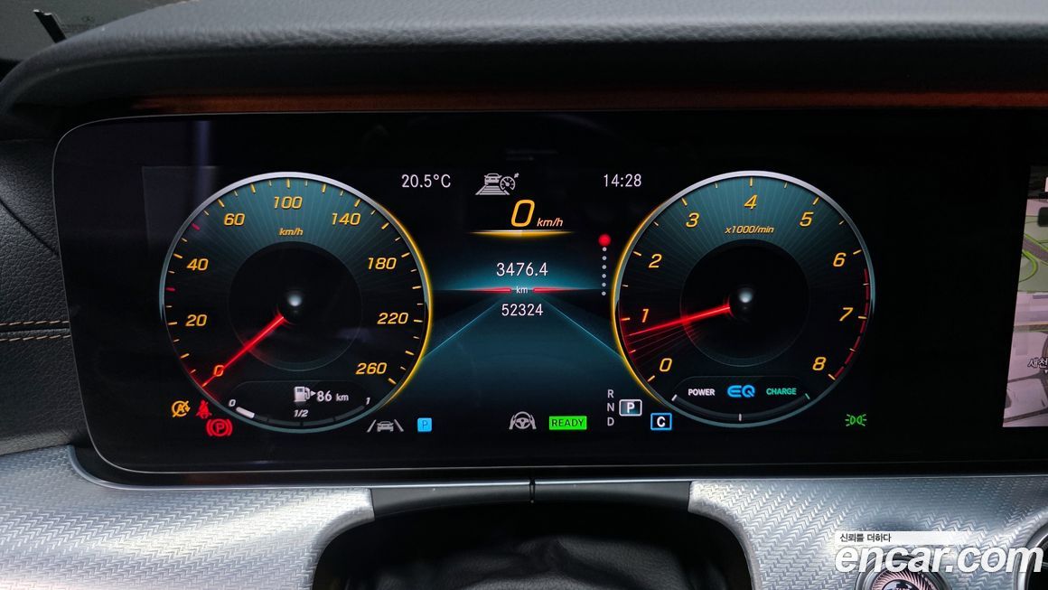 Mercedes-Benz E-Class 2021