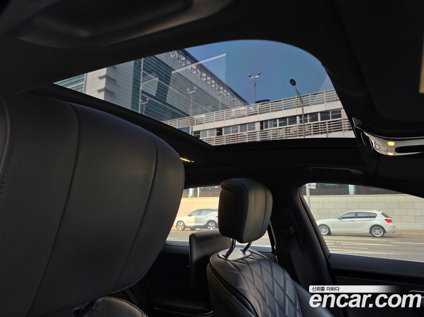 Mercedes-Benz S-Class 2022