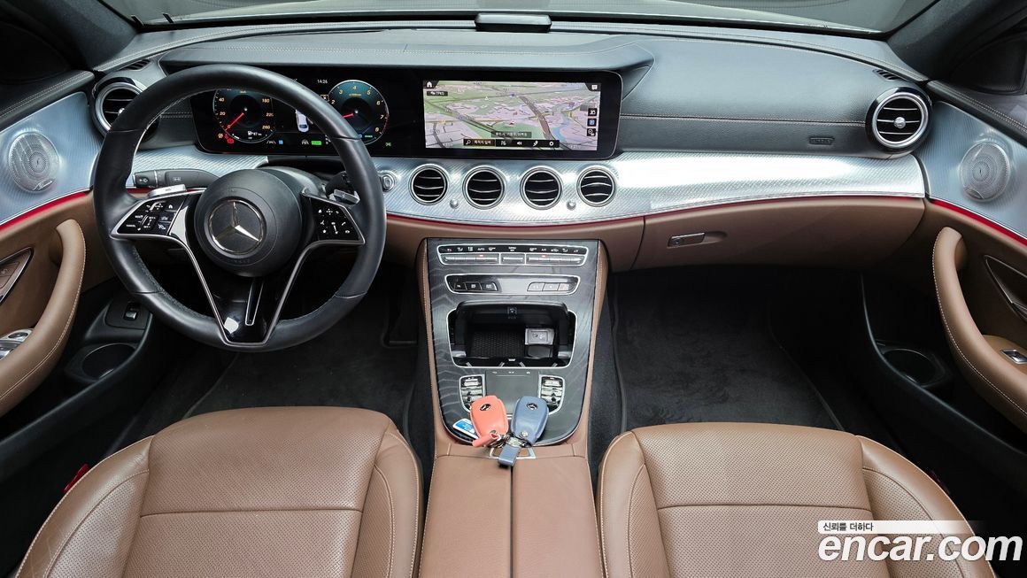 Mercedes-Benz E-Class 2021