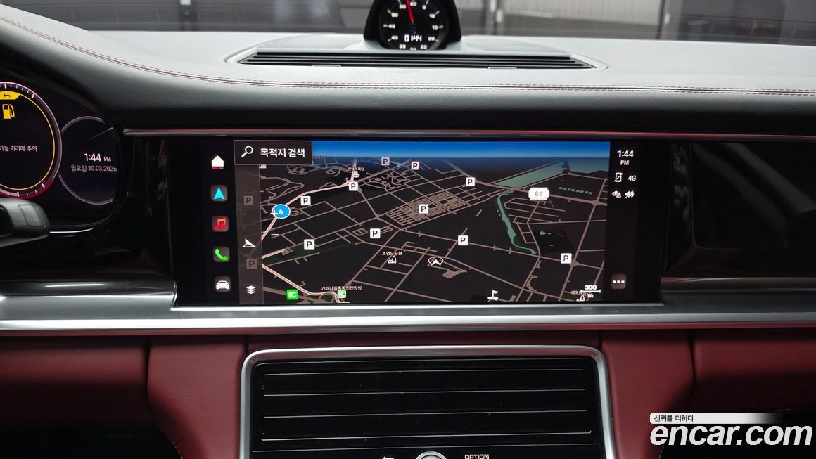 Porsche Panamera 2023